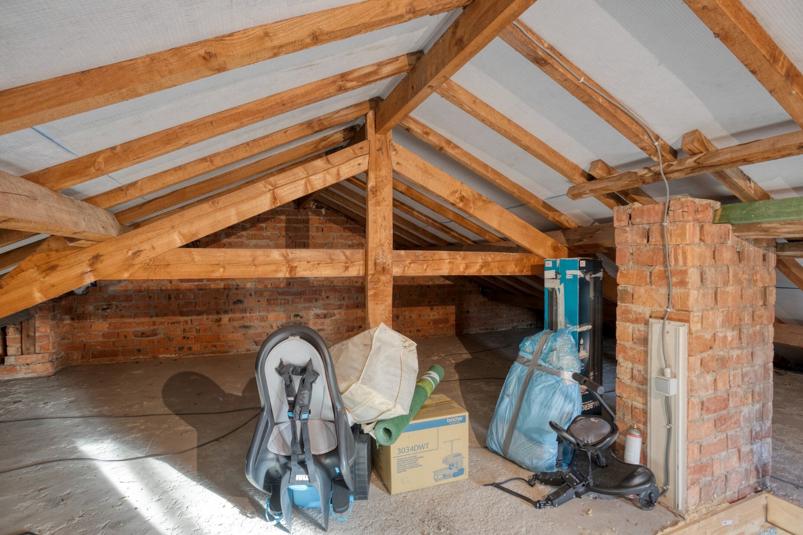 Instapklaar appartement met 2-3 slpk. en ruime tuin in Geel 