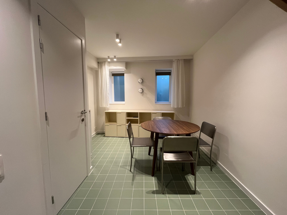Stijlvol woonhuis-appartement. 