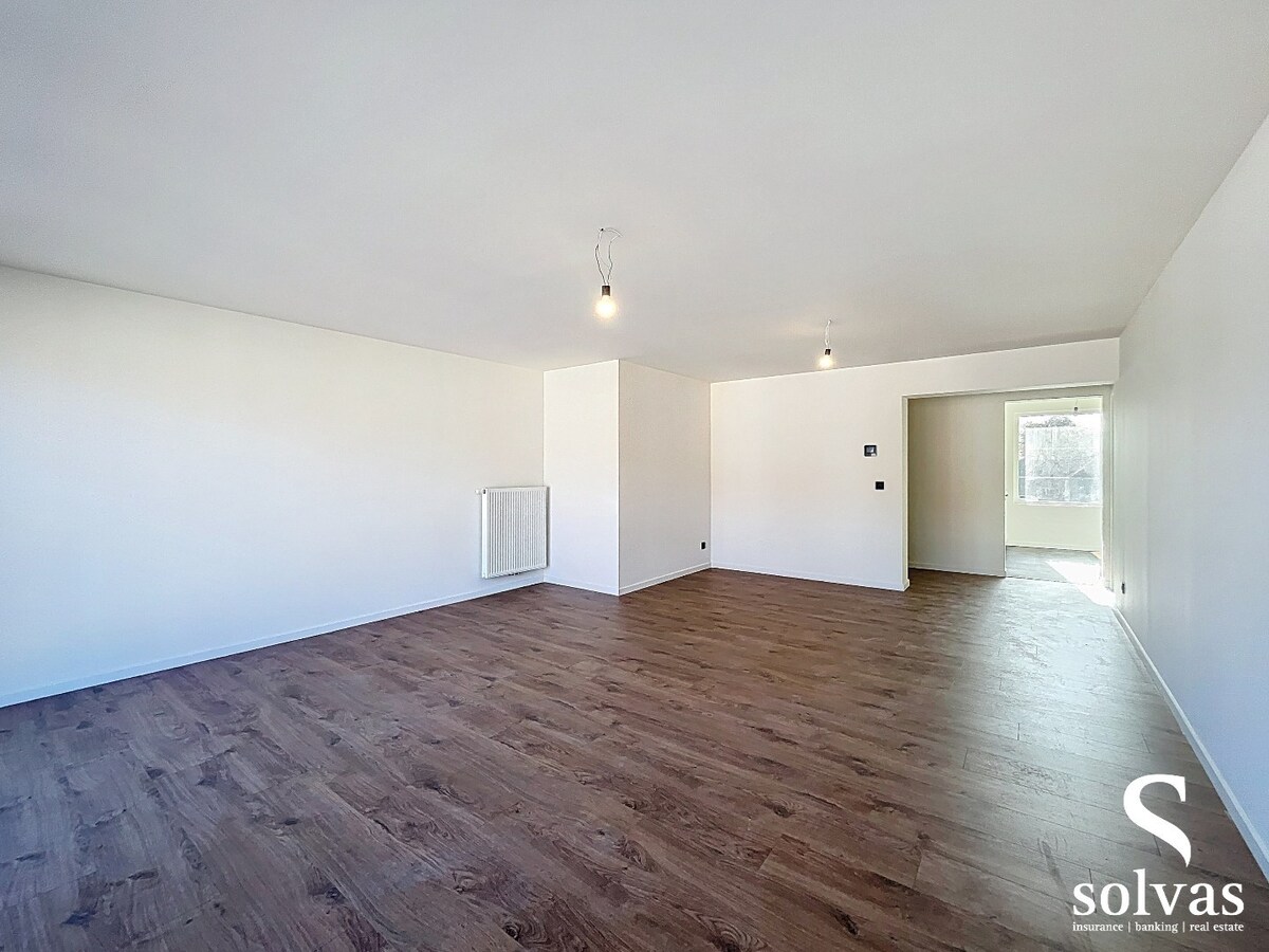 Gerenoveerd appartement op goede locatie te Gent! 