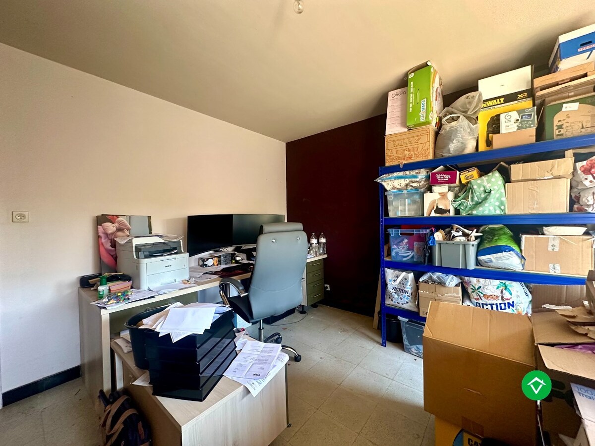 Ruime gezinswoning op perceel van 1126 m²  - tal van mogelijkheden! 