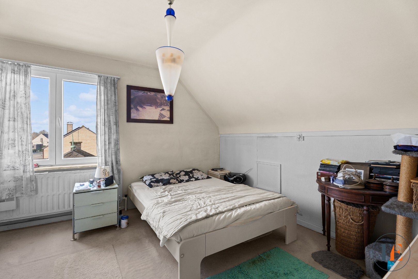 Appartement (135m²) met privatieve tuin(175m²) en garage 