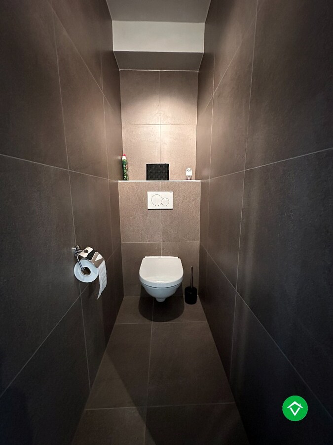 Appartement op eerste verdieping met 2 slaapkamers en terras te Koekelare 