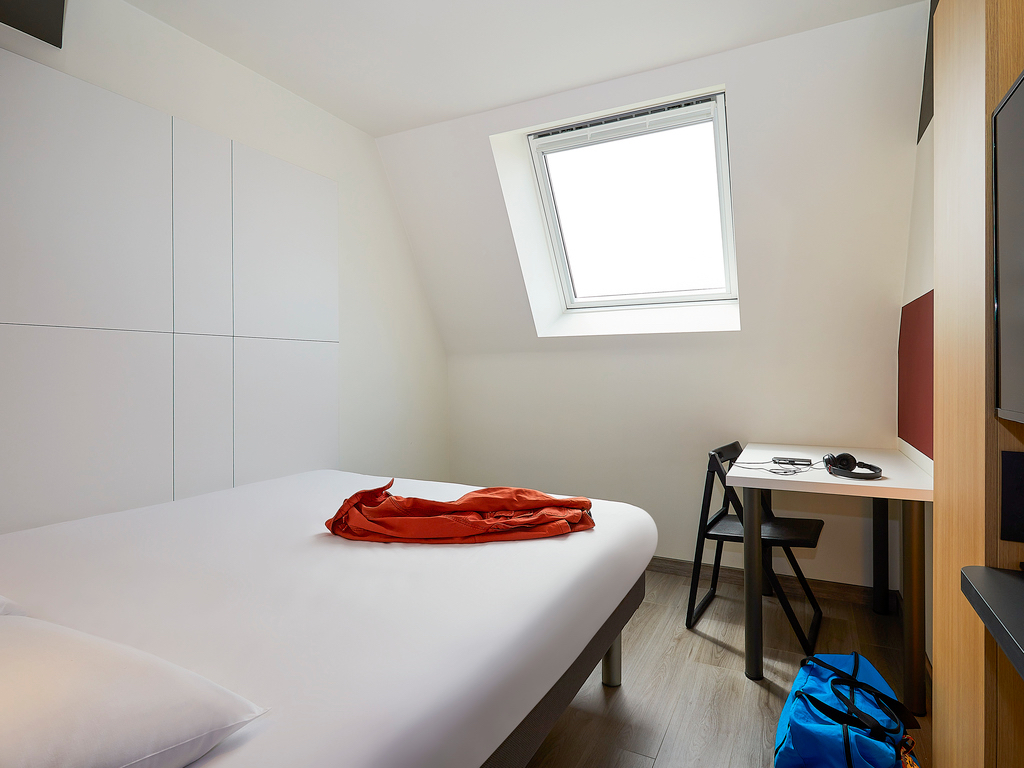 Ibis Budget Oostende Airport, een hotelproject tussen de luchthaven en het strand van Oostende. 