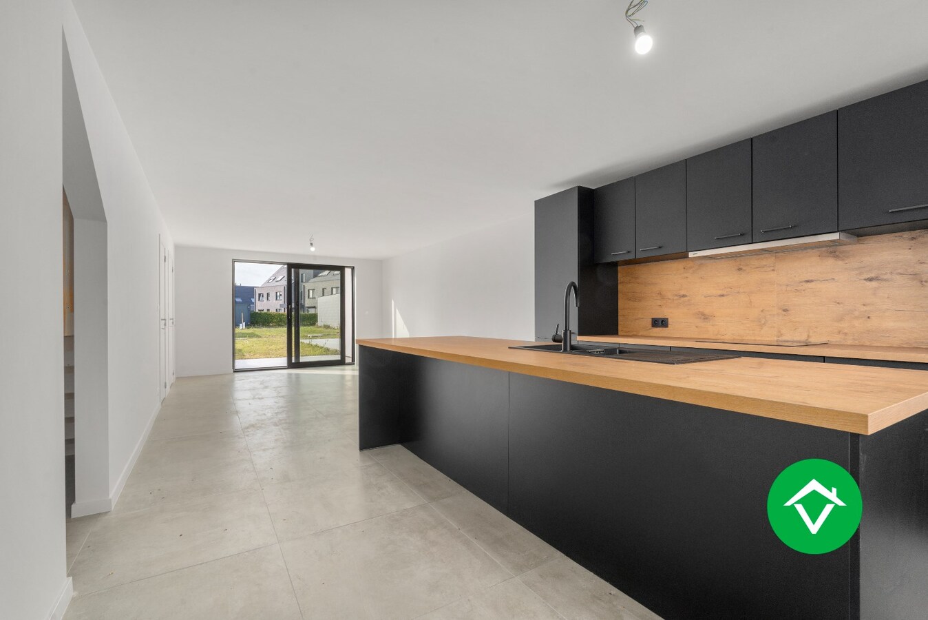 Volledig gerenoveerde gezinswoning met karakter in hartje Bredene-Dorp 