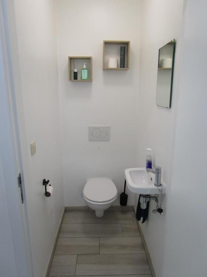 LUXUEUS 3-SLPK-APPARTEMENT  (zonder vaste kosten!). 