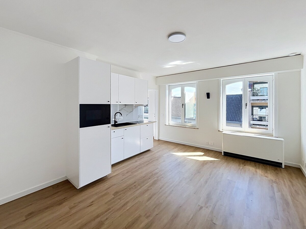Gerennoveerd appartement in hartje Aalter op TOPLOCATIE 