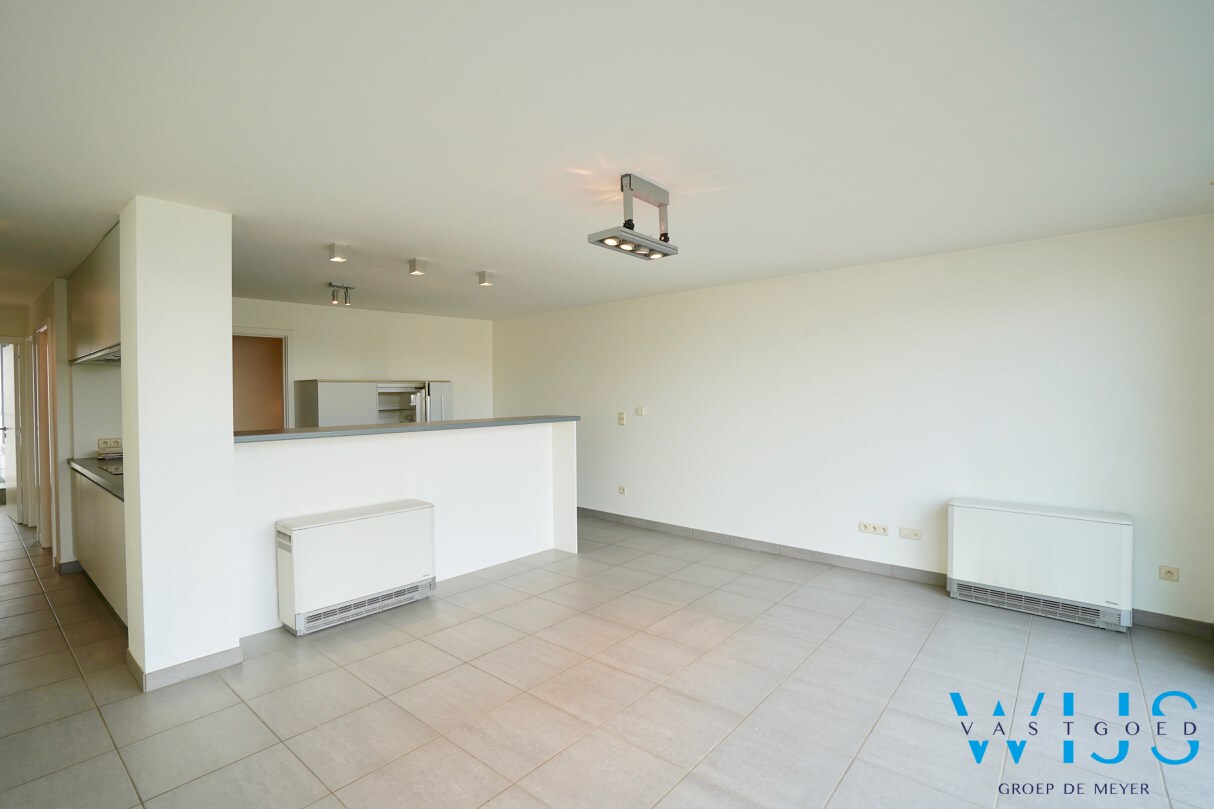 Uniek lichtrijk tweeslaapkamerappartement in hartje ERTVELDE! 