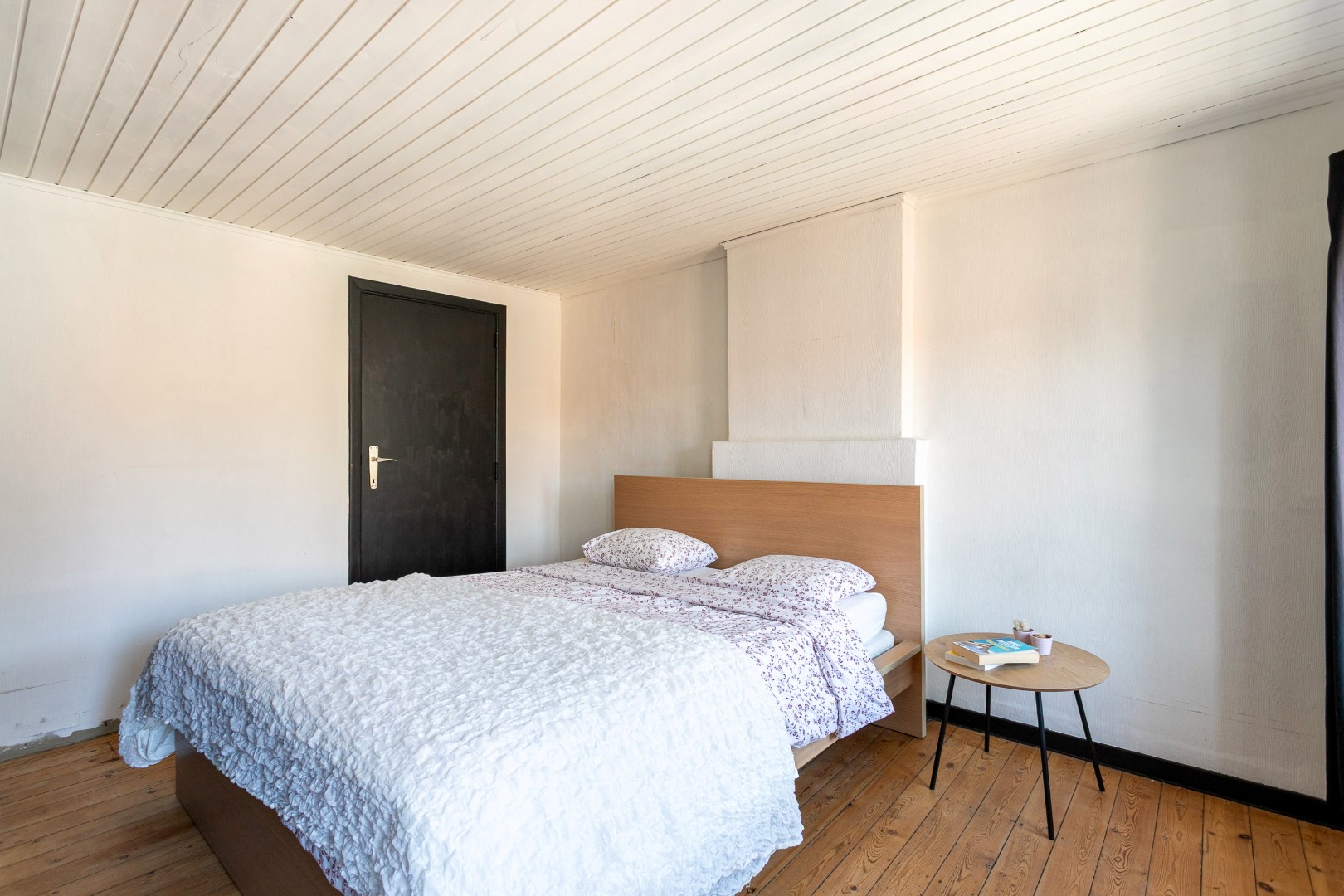 Karaktervolle woning met 3 slpk en terras te centrum Halle 