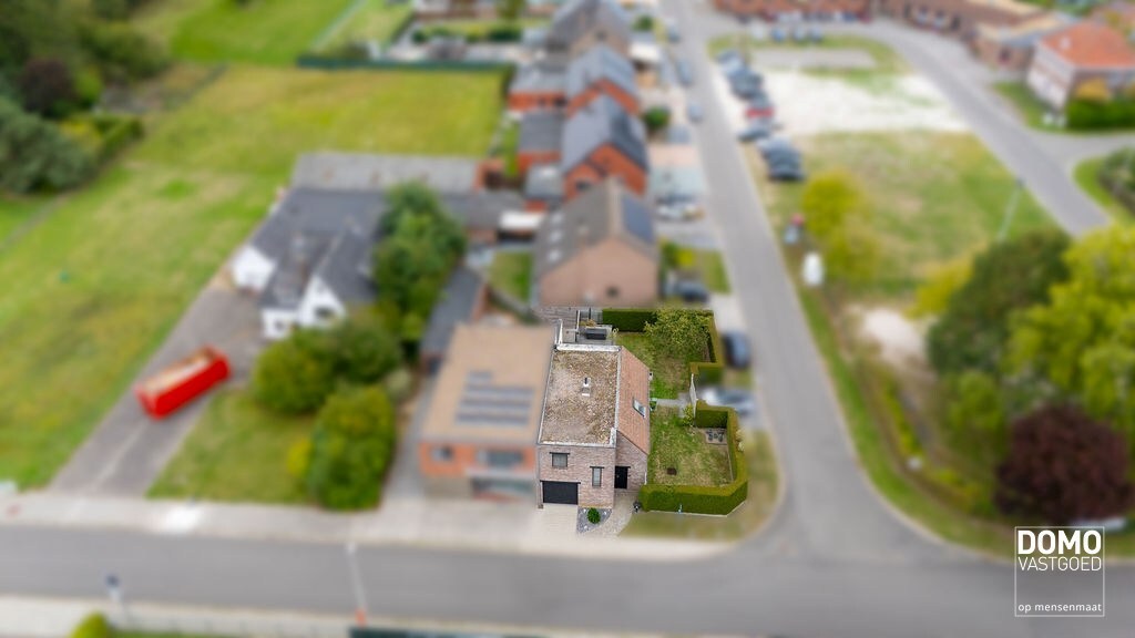 Half open bebouwing te Tuilt 