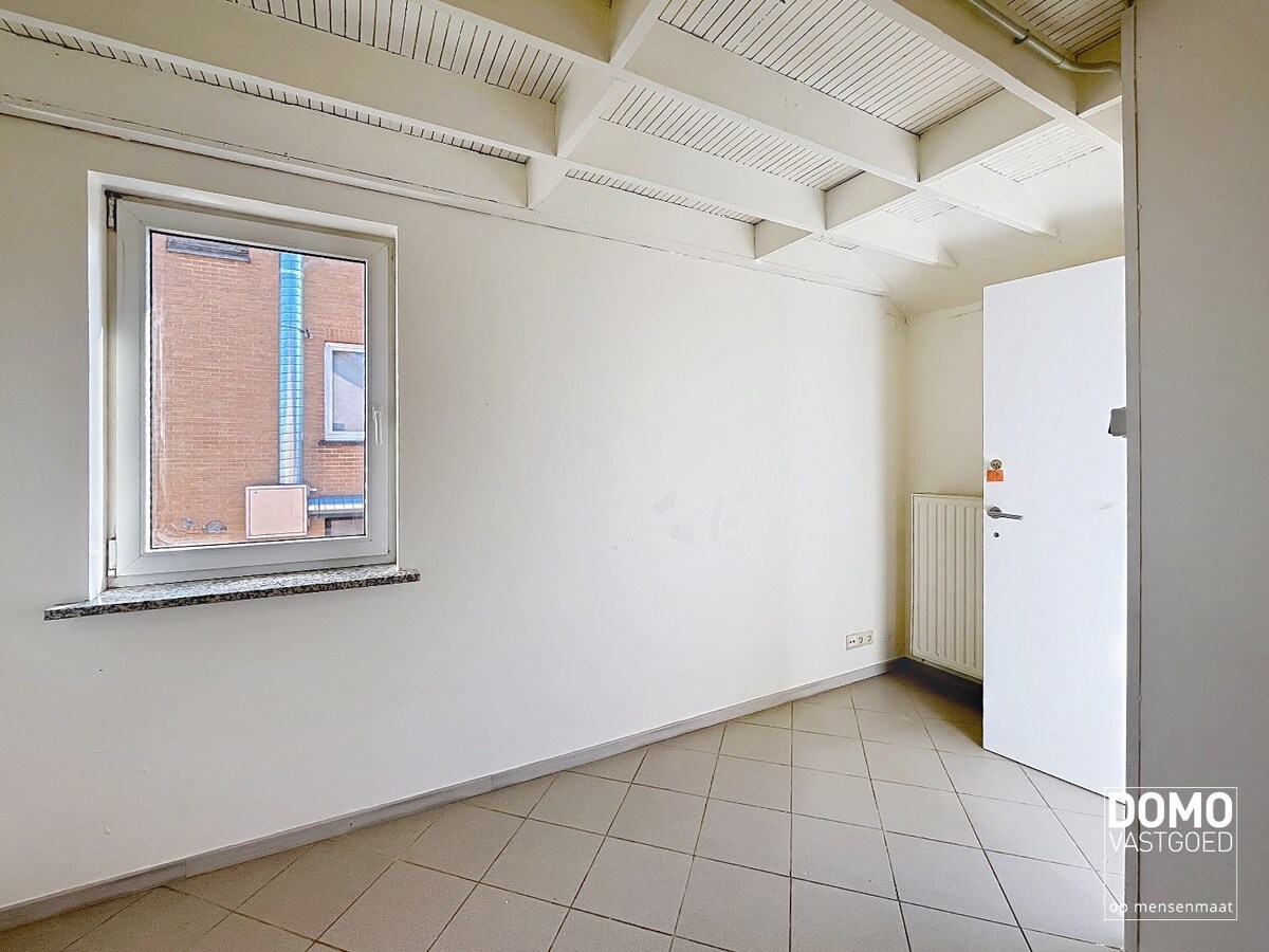 DUPLEXAPPARTEMENT MET TERRAS TE STOKROOIE 