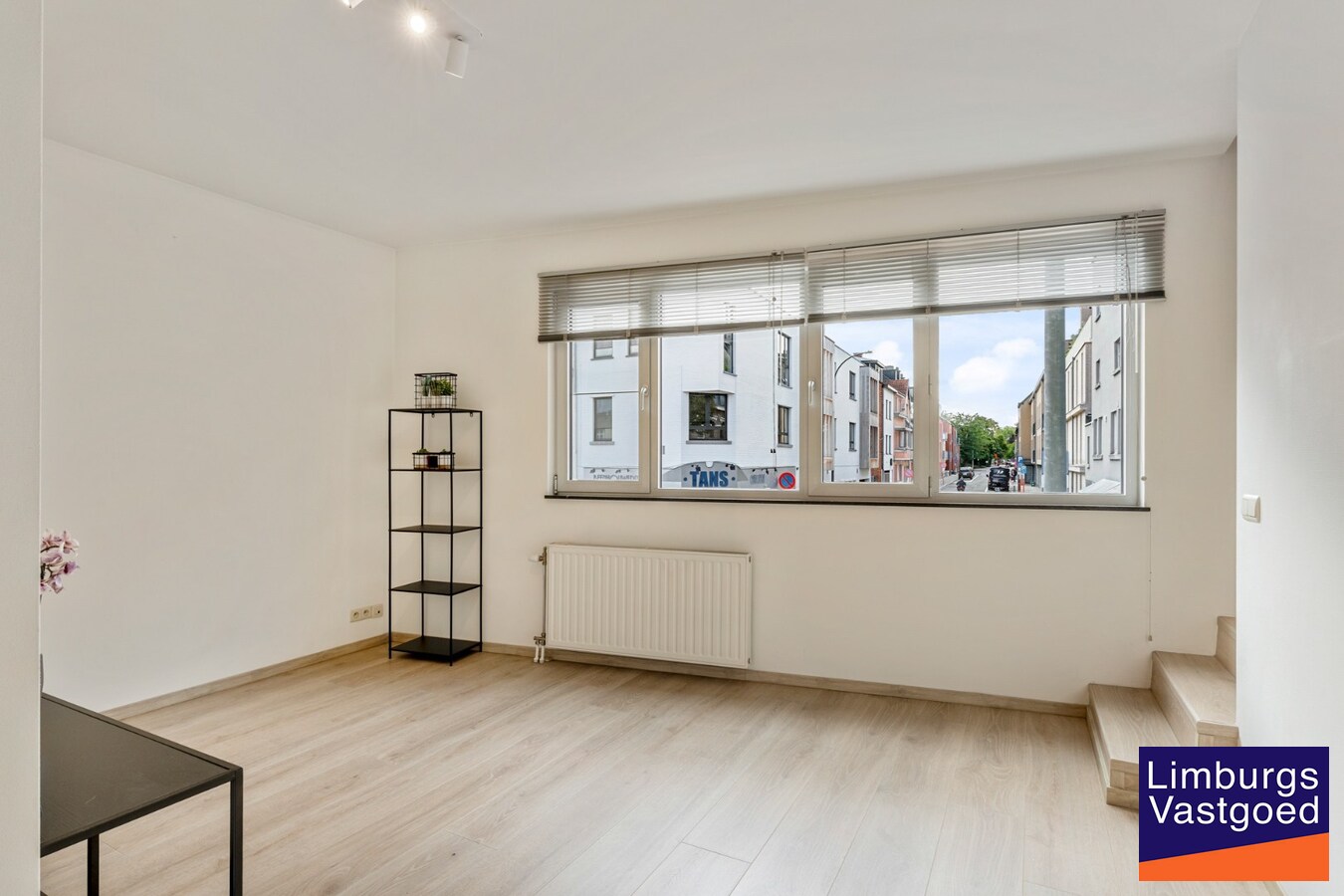 App., 119 m², 2 slpk, terras, autostaanplaats 