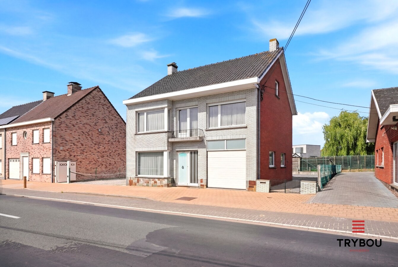 Open bebouwing met 3 slaapkamers, garage en noordoostgerichte tuin in Houthulst! 