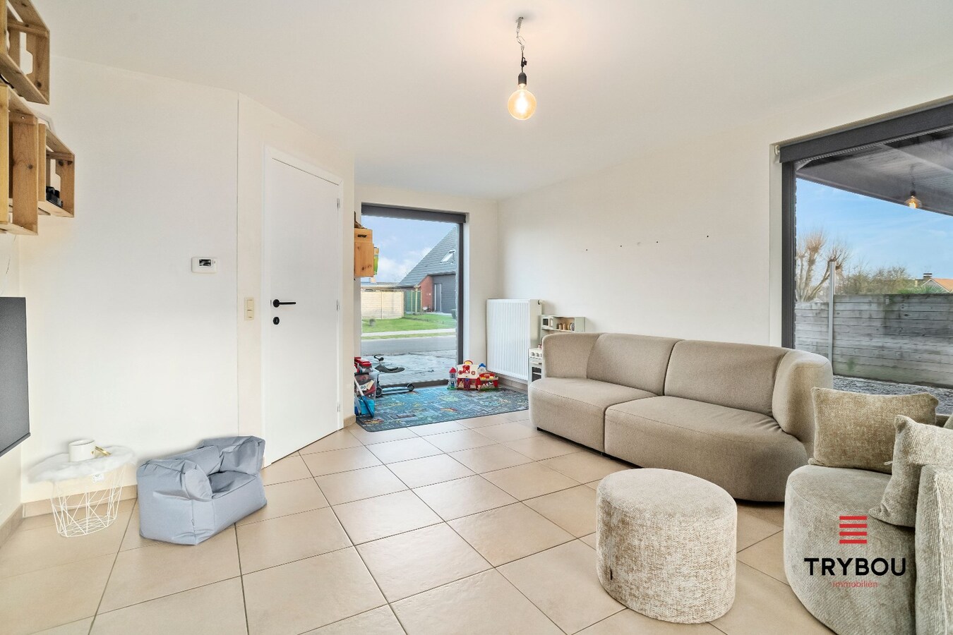 Instapklare halfopen woning met 3 slaapkamers en garage te Houthulst 