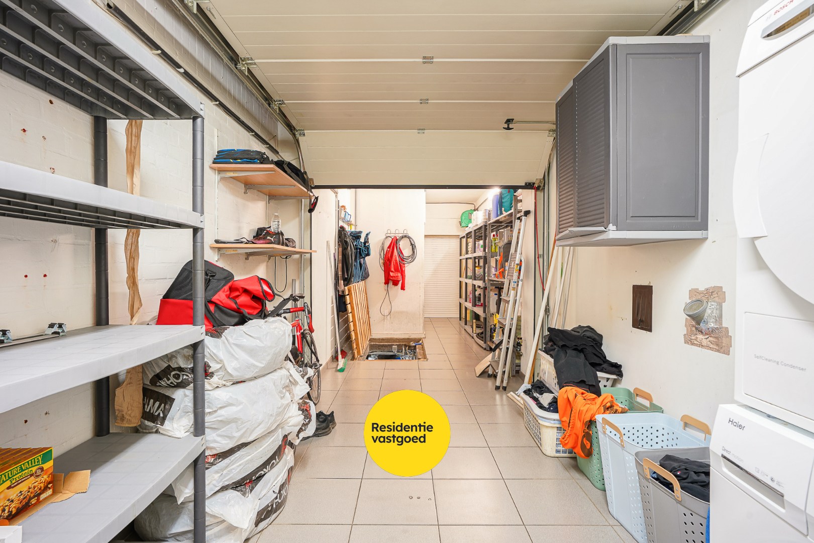 Handelswoning op topligging te Aartrijke 