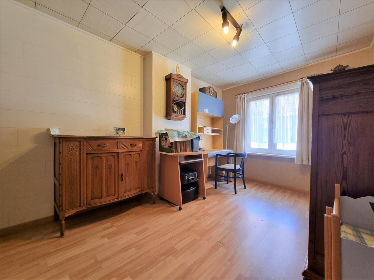 Betaalbare en instapklare woning zeer centraal gelegen te Heist 