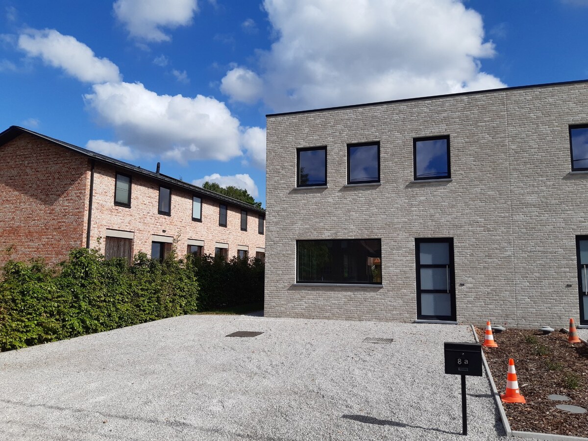 Half Open - nieuwbouwwoning. 