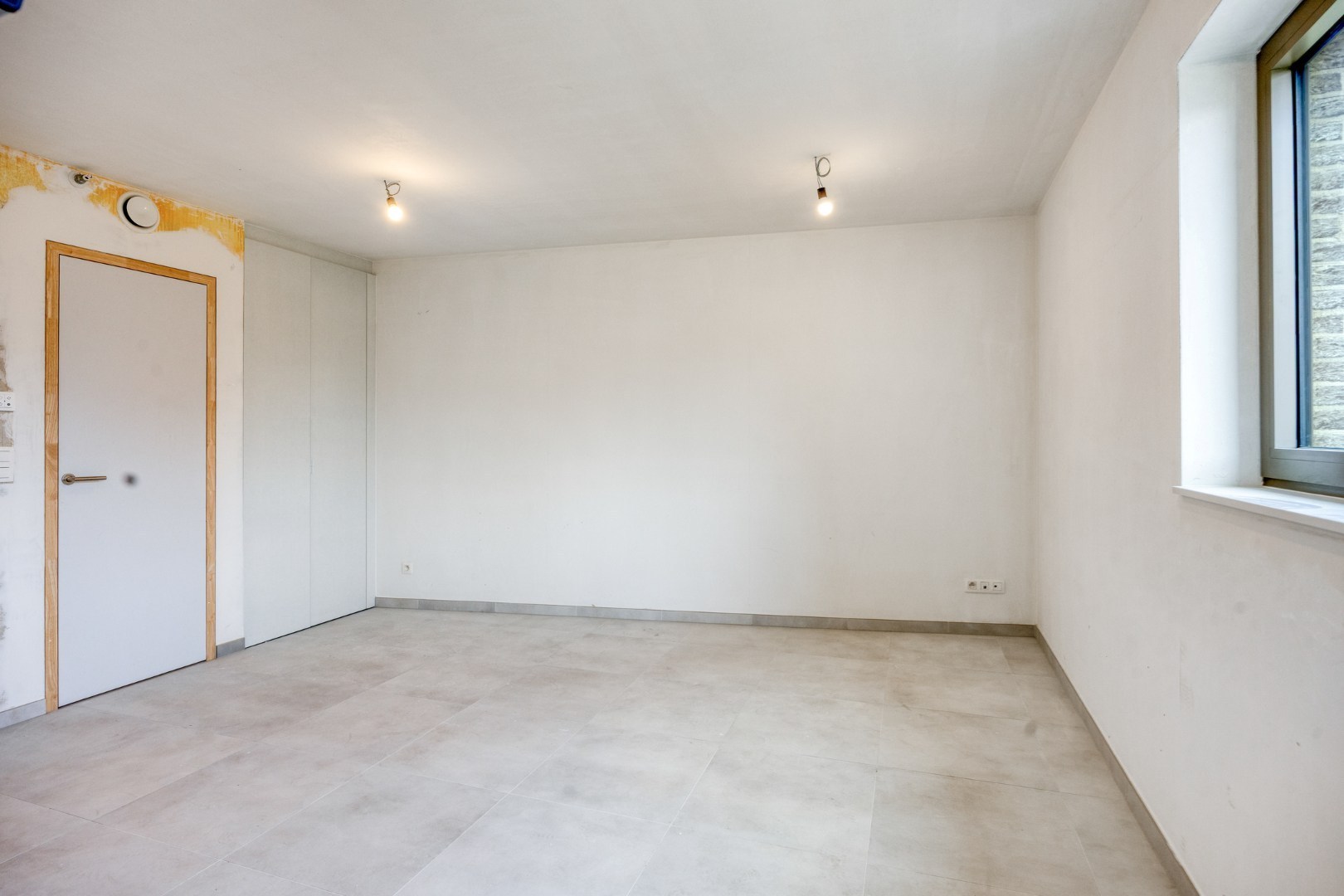 Nieuwbouw studio met 15,1m2 terras in hartje Leuven met kelderberging en parkeermogelijkheden! 6% BTW mogelijk! 