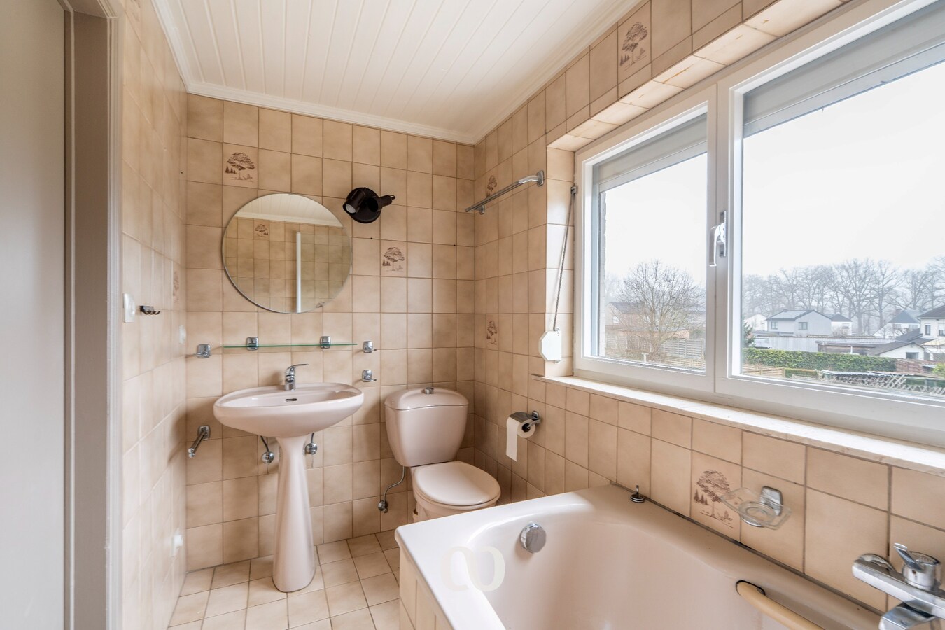 Gezellige gezinswoning met 4 slaapkamers in het landelijke Lozer 