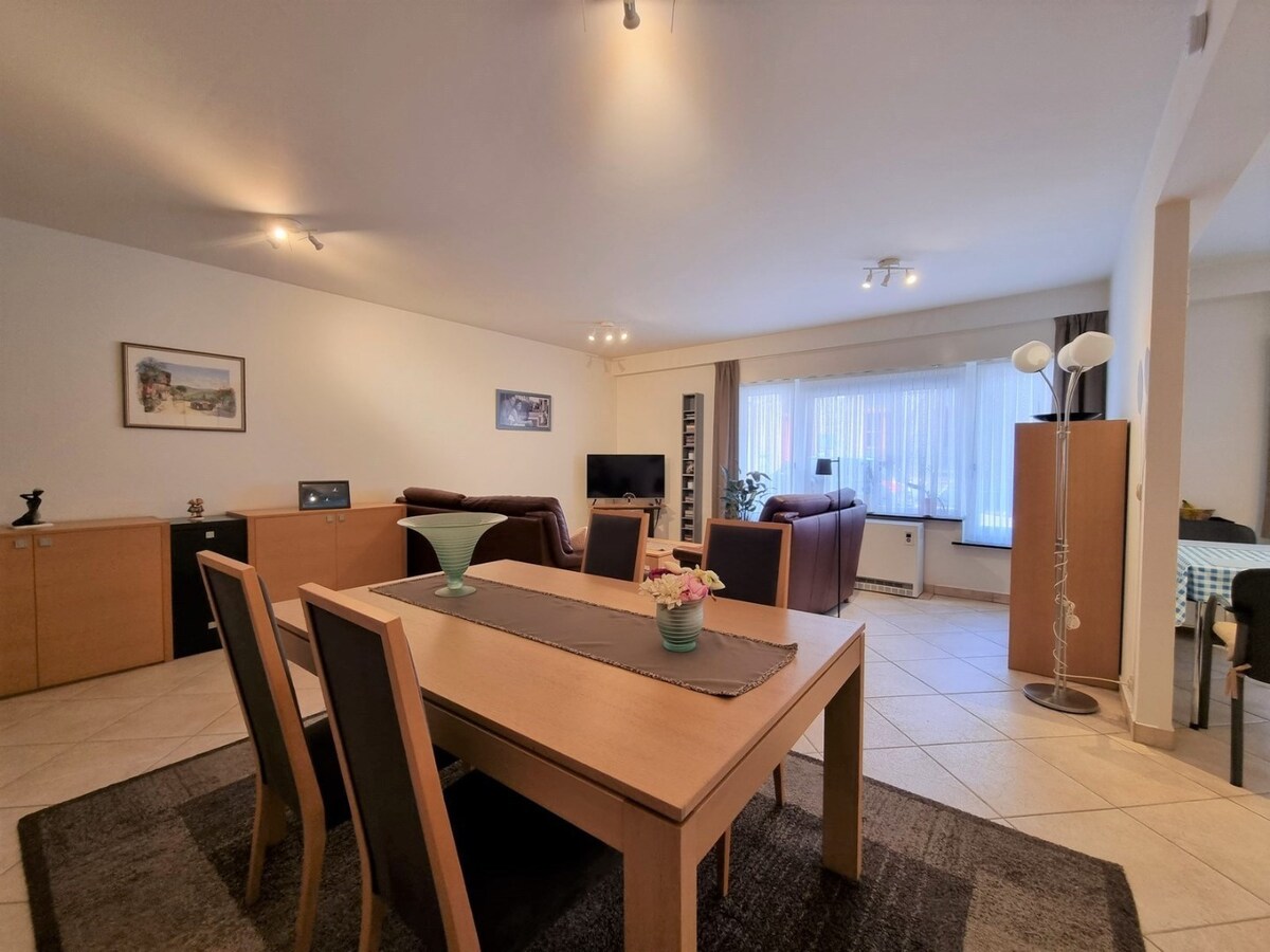 Goed gelegen, ruim  appartement met 3 slaapkamers en zonnige tuin - Heist 