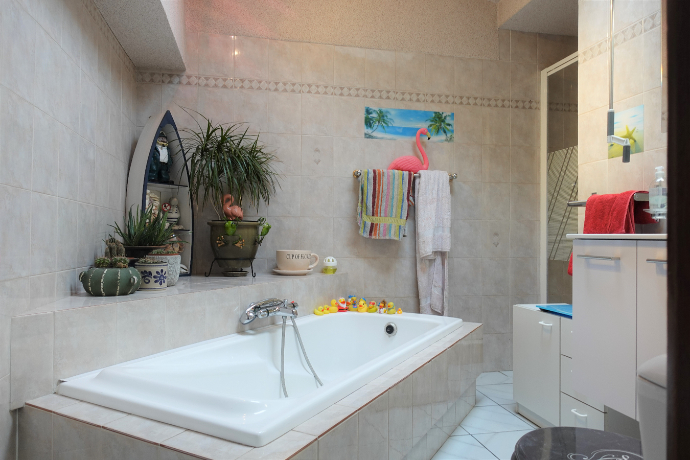 Woning met tuin langs het kanaal 