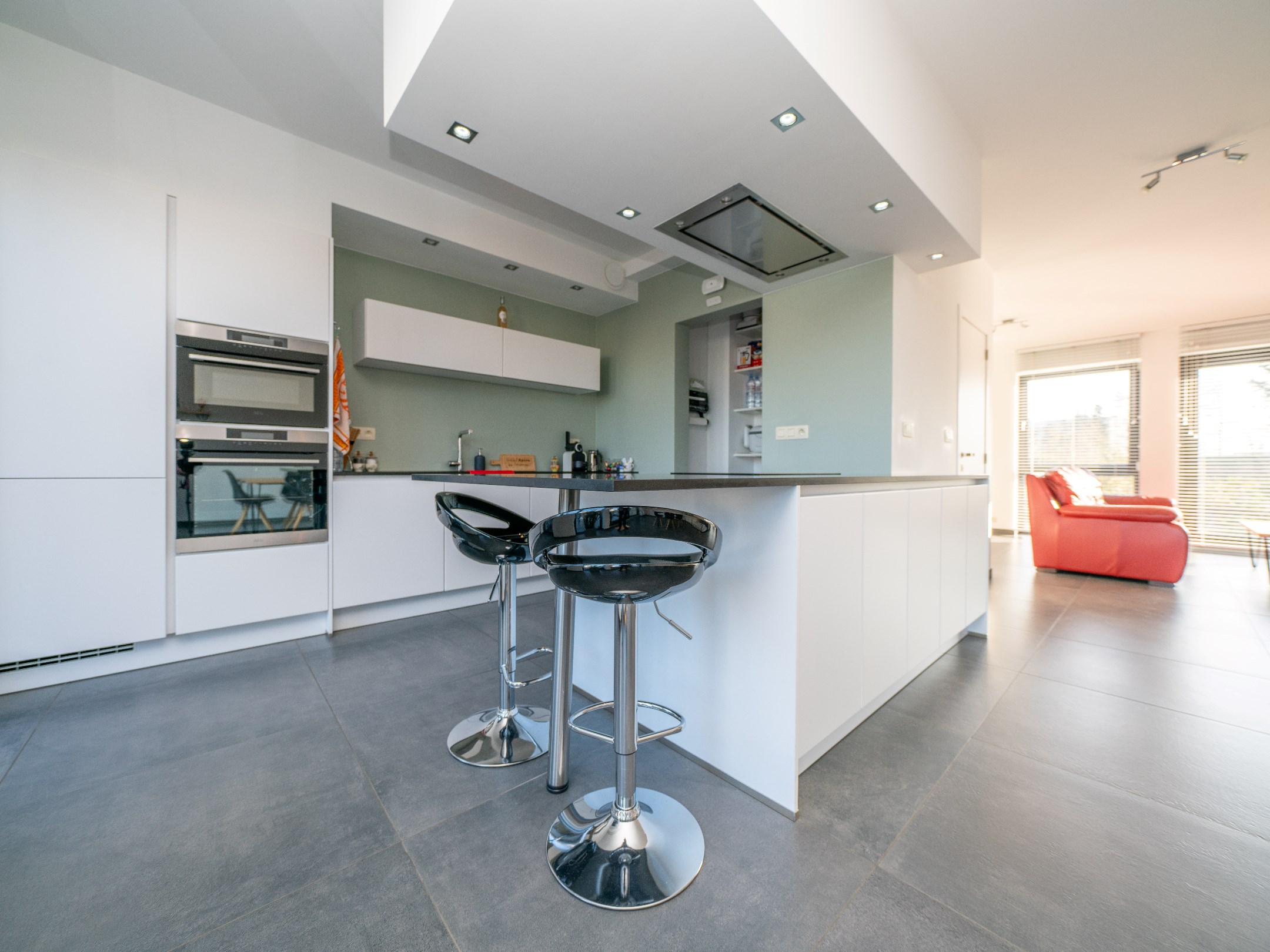 Nouvelle construction 3 chambres, 3 sdb et garage 