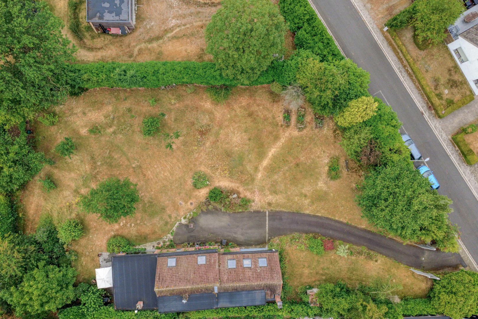 WONING met 4 kamers + bureau + garage 1640 SINT-GENESIUS-RODE 