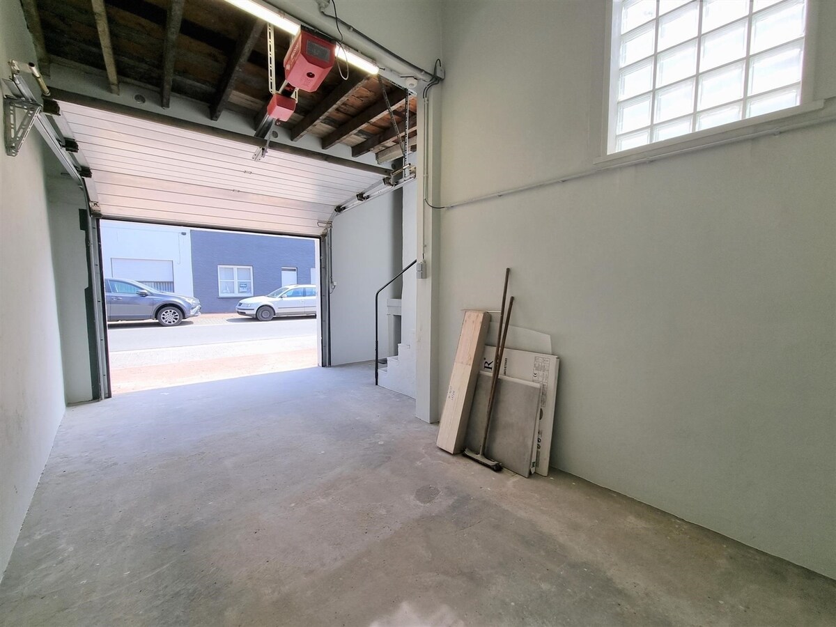 Volledig gerenoveerde woning met garage vlakbij het strand - Heist 