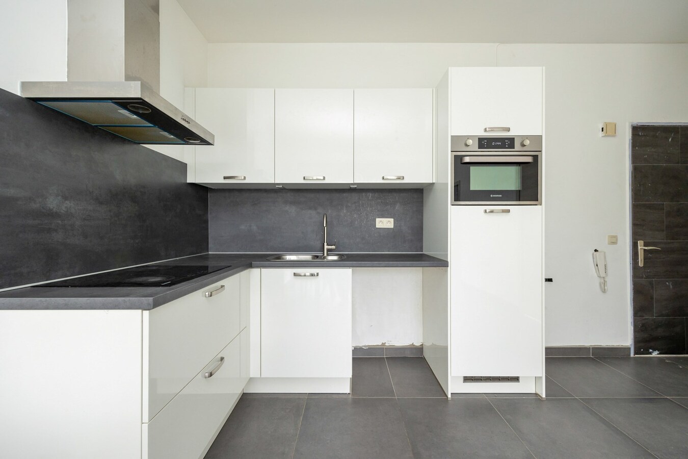 Instapklare studio nabij het Koning Albertpark te Antwerpen centrum! 