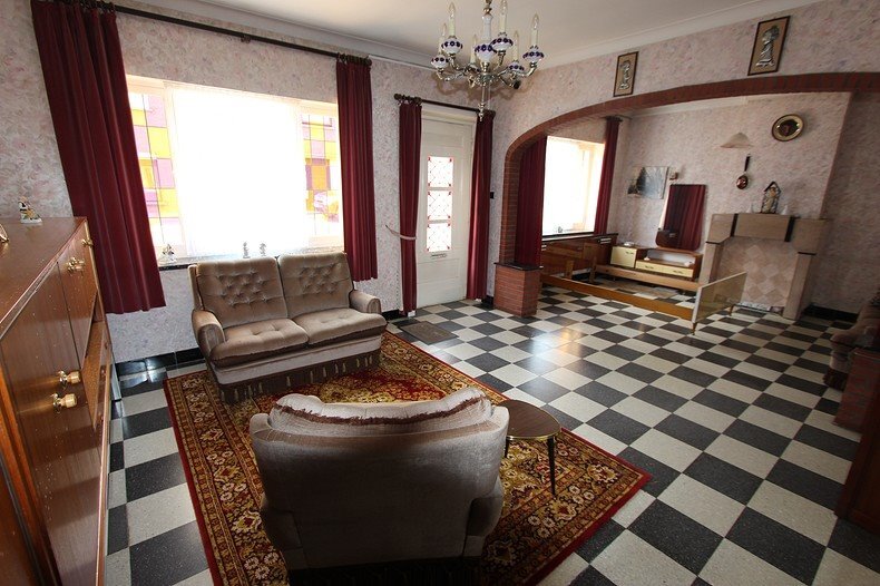 Woning met 4 slaapkamers en tuin te Koekelare 