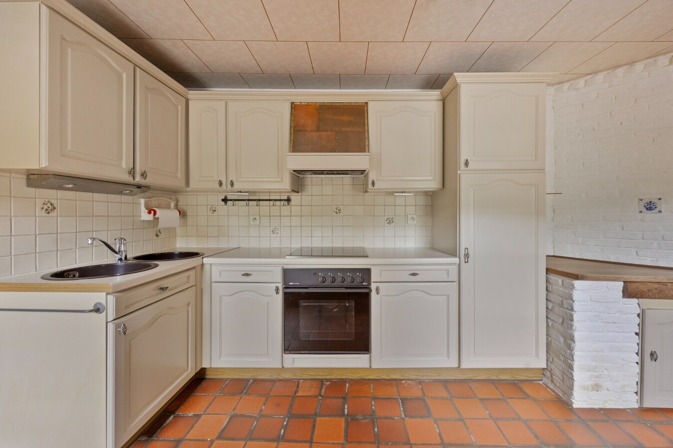 Open bebouwing met 3 slaapkamers in landelijke omgeving 