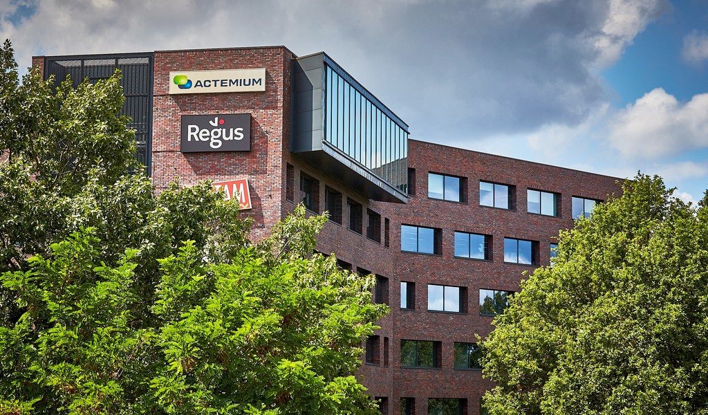 Instapklare kantoren te huur langs E313 in Herentals