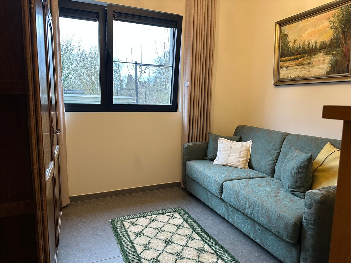 Recent appartement met 2 slaapkamers, terras 