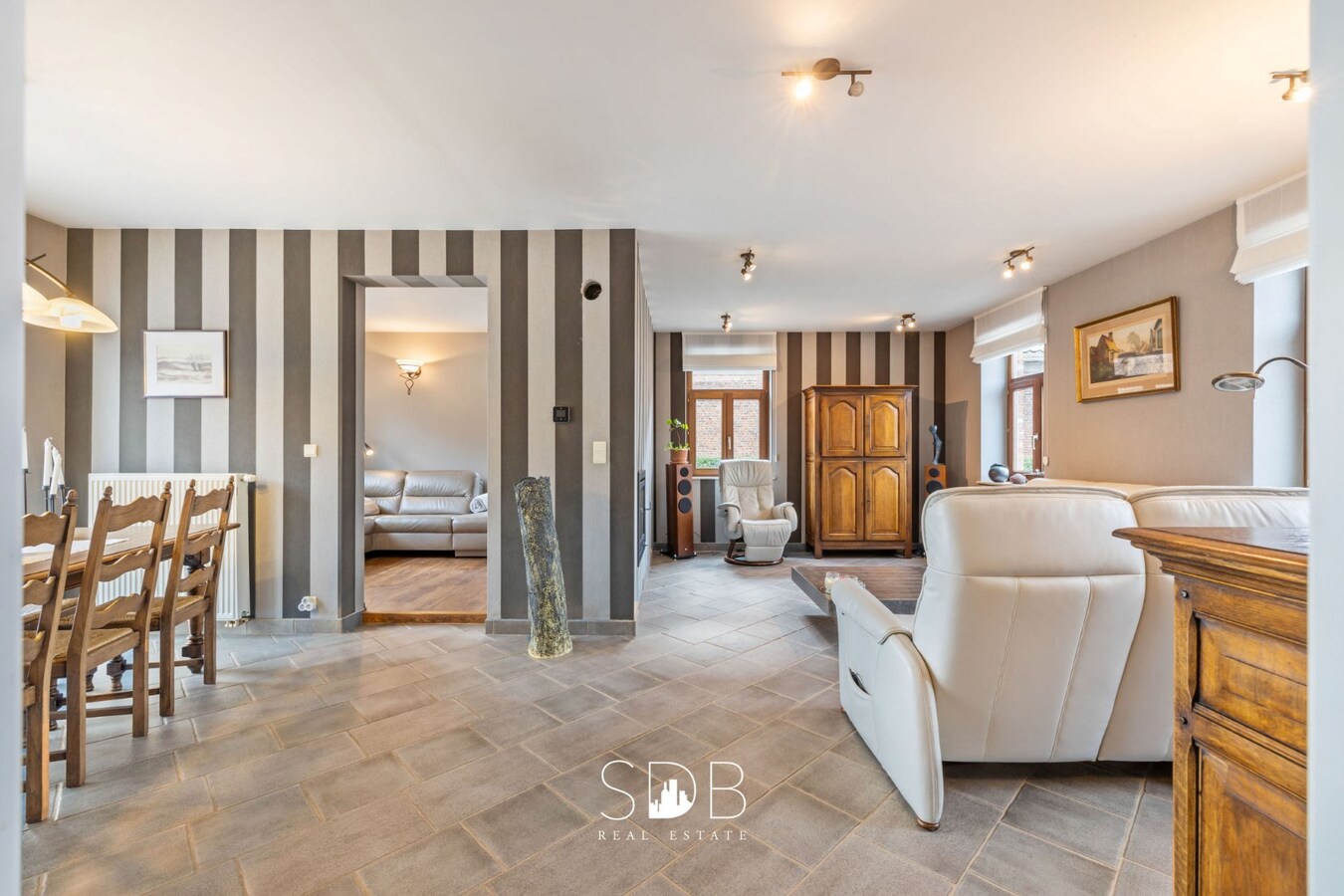 Prachtige landelijke woning met gezinstuin op 1.668m². 