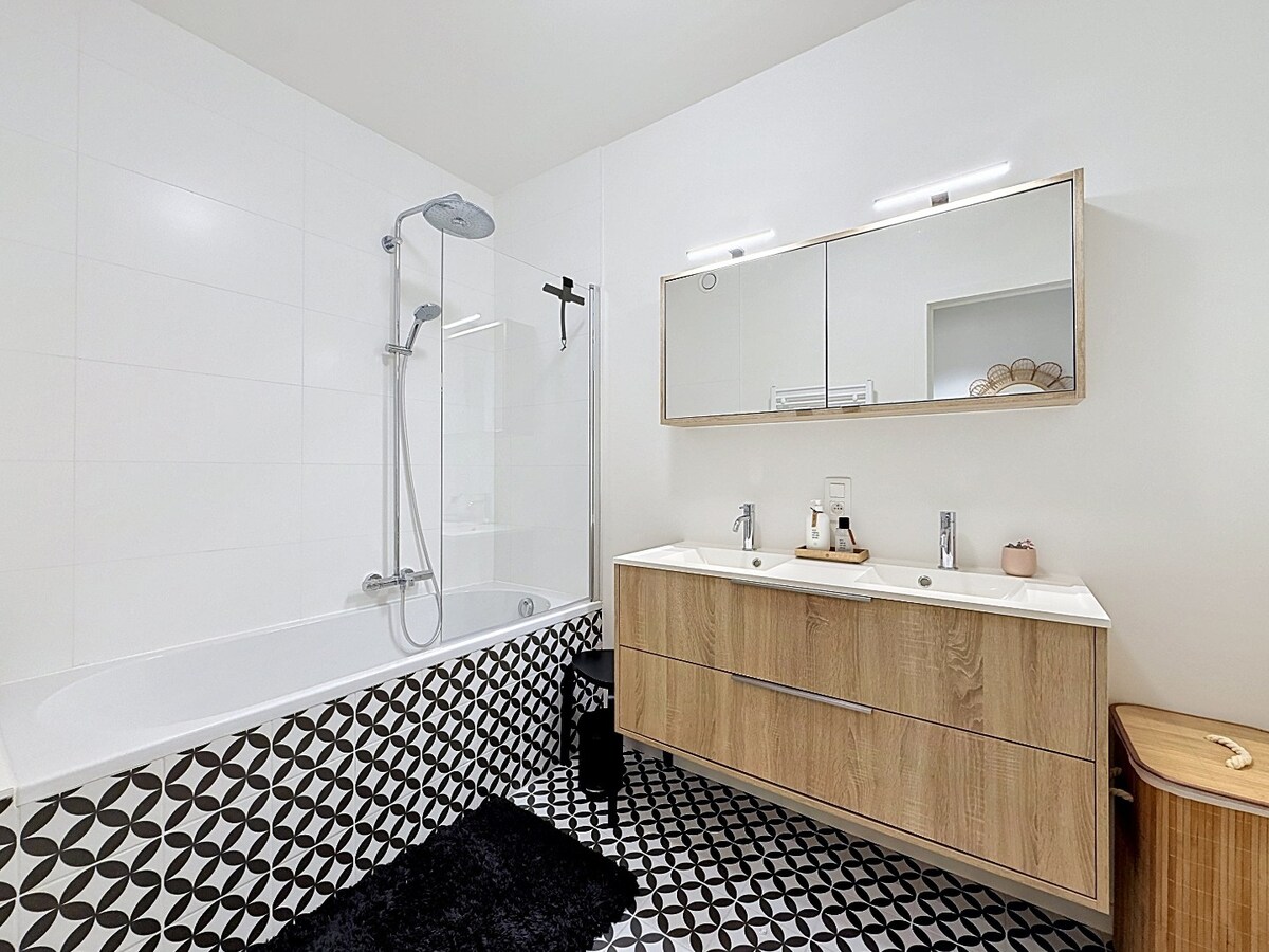 Nieuw appartement met riant terras en garage te centrum Zottegem 
