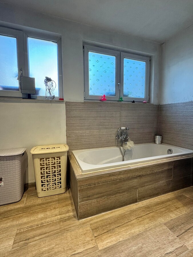 Woning met 4 slaapkamers in Ardooie 