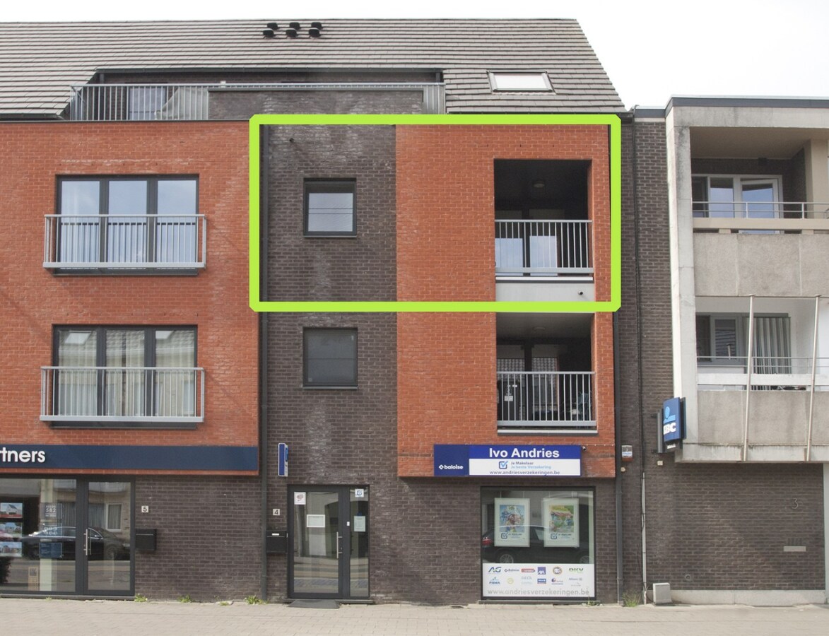 Instapklaar appartement - 2 slpks - lift - 2 terrassen - parking 