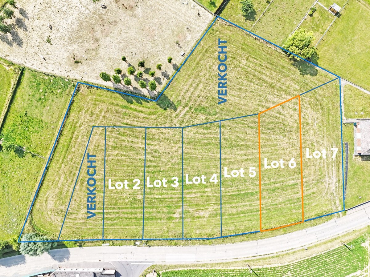 Bouwgrond voor open bebouwing op +/- 8 are te Zottegem 