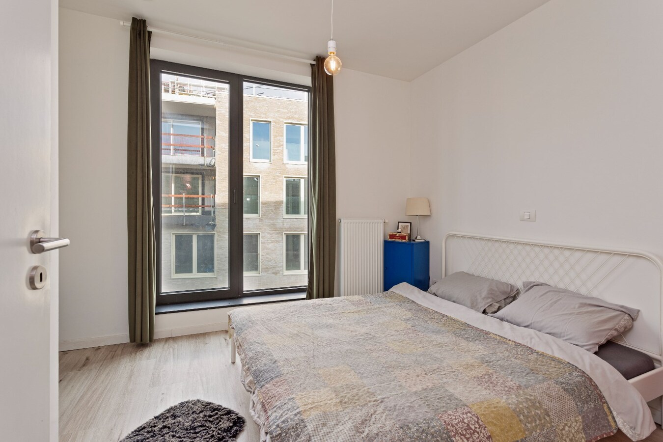 Instapklaar tweeslaapkamerappartement aan de Schelde 