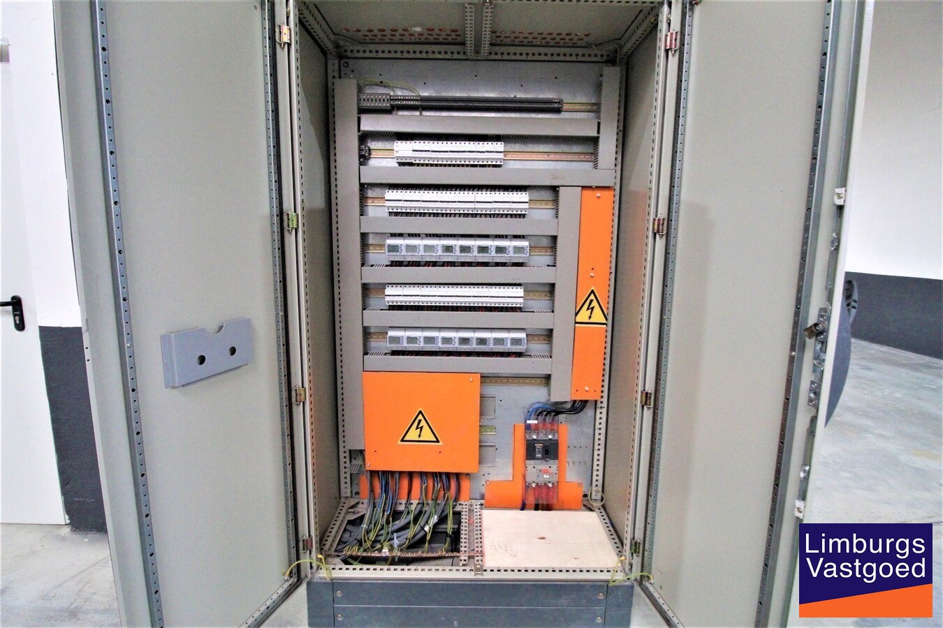 METIO - KMO UNIT 121 - 34,50 m² - sectionaal poort - nabij E-313 