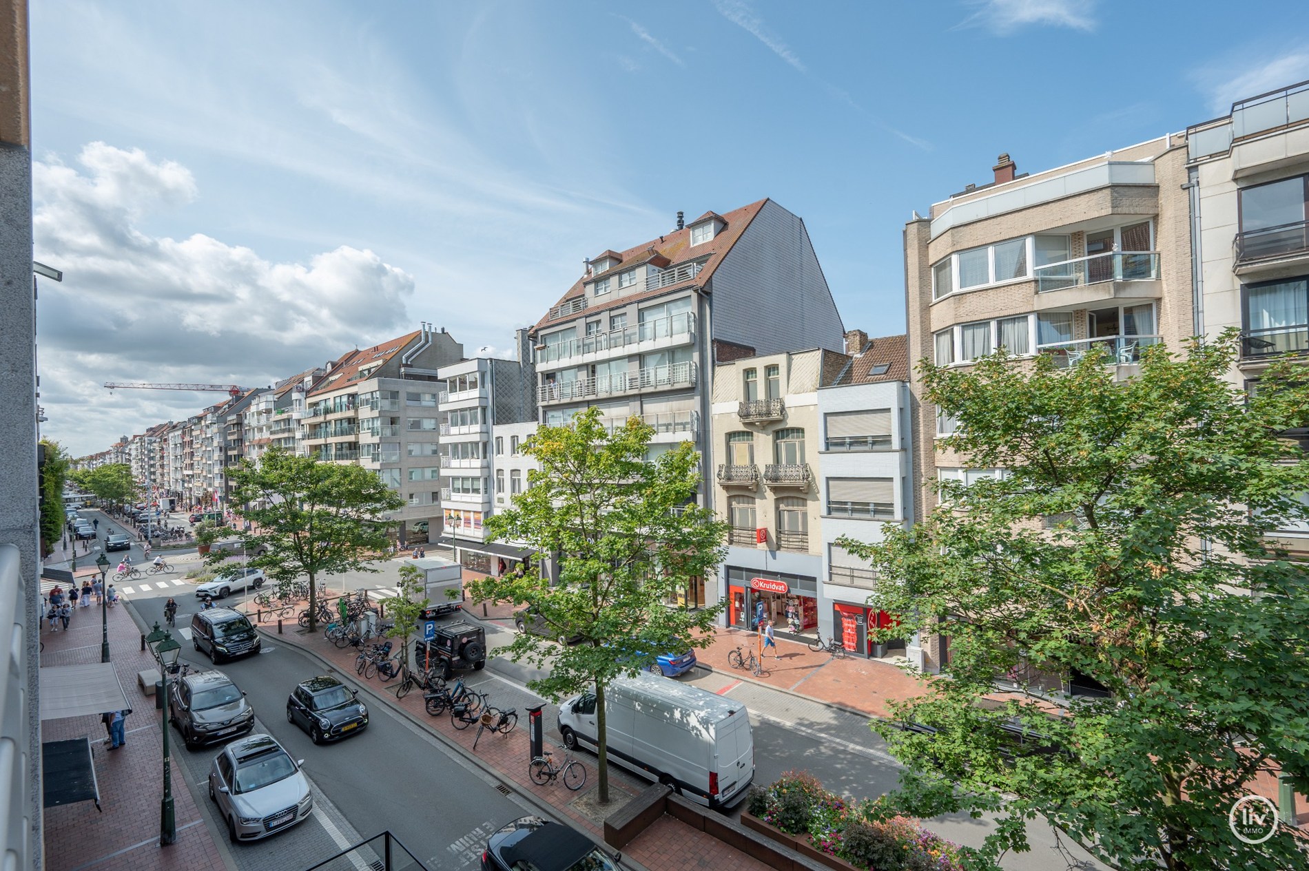 Agréable appartement de 2 chambres situé dans un emplacement de premier choix sur la Lippenslaan à Knokke. 