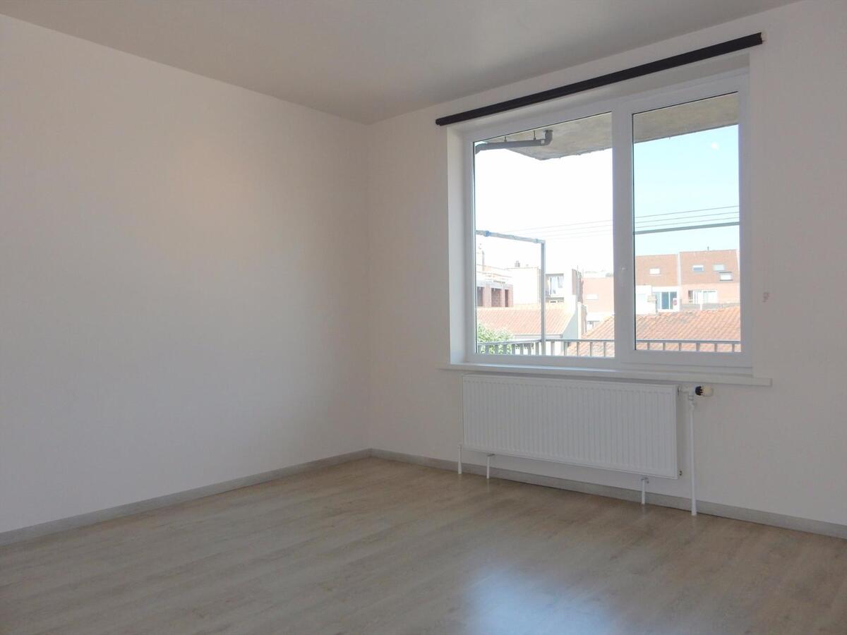 Volledig gerenoveerd zonnig appartement 