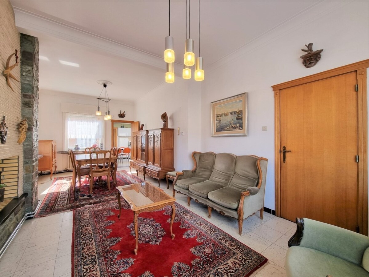 Woning op dubbel perceel (met 3 garages) - Zeebrugge 