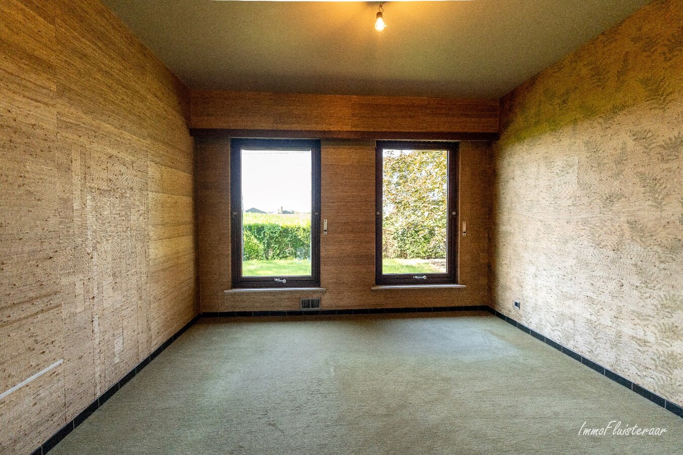 Maison à rénover d'environ 3 717 m2 à Rijkevorsel (option d'achat supplémentaire d'un pré d'environ 8 858 m2 plus loin) 