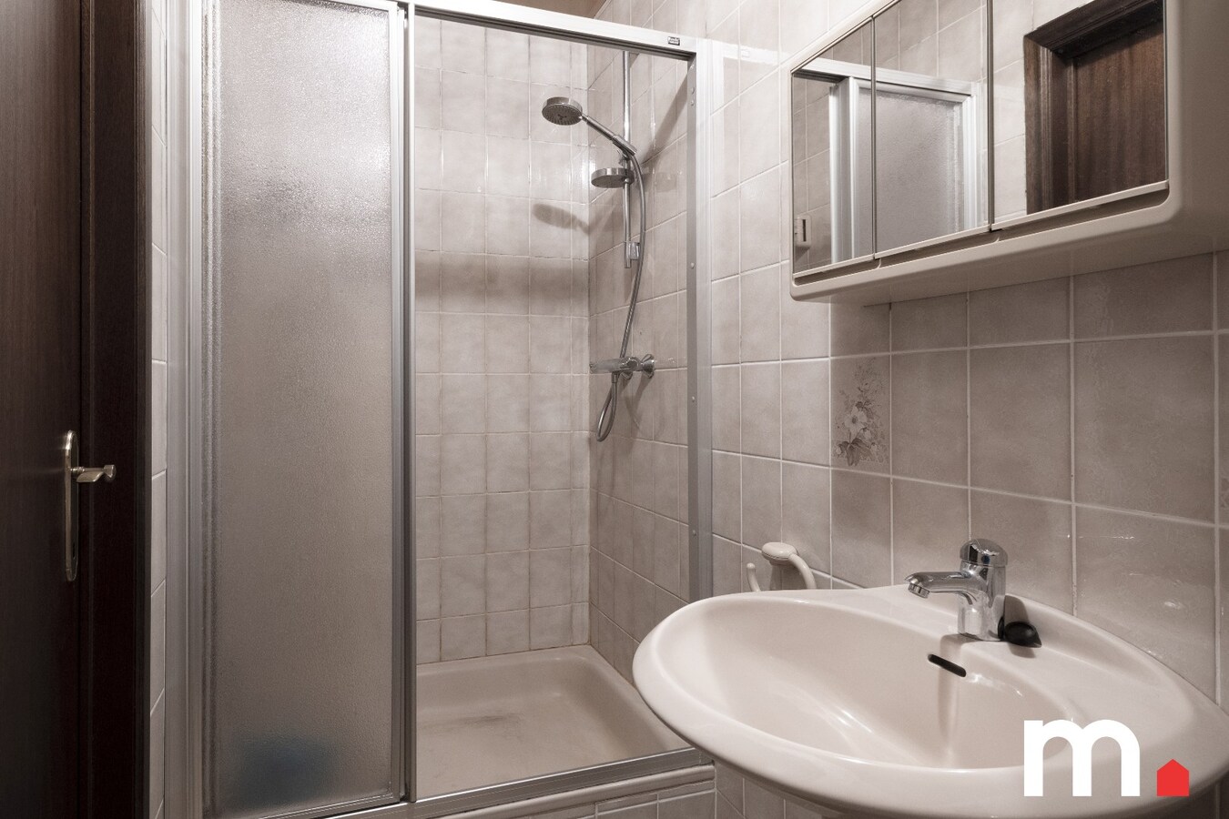 Alleenstaande villa met 6 slaapkamers en zonnige tuin op TOPligging ! 