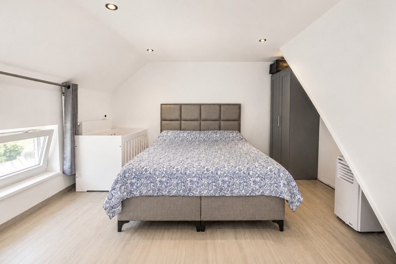 Te koop: Charmante en volledig instapklare woning met 2 slaapkamers en energielabel B in Rumst! 