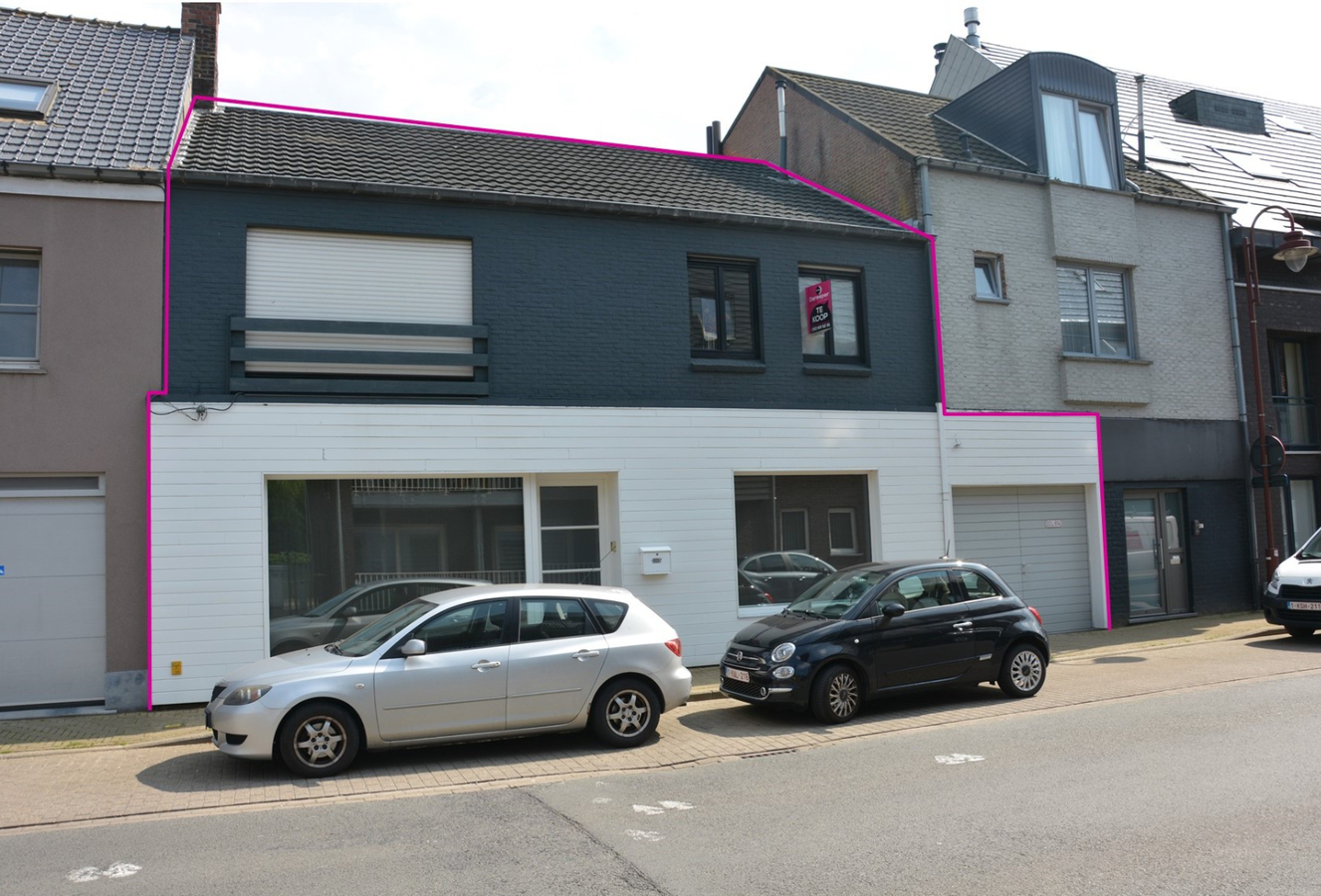 Ruime moderne woning aan het centrum van Aartrijke 