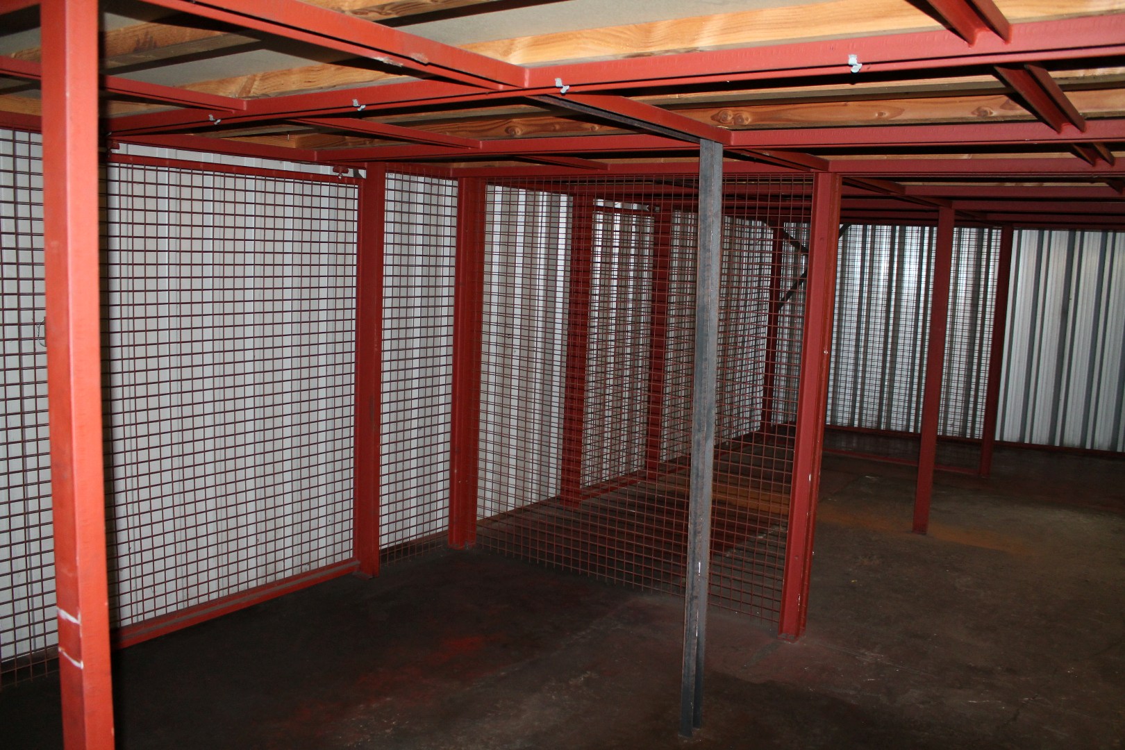 Opslagruimte met kantoor te huur in Wakken – 292 m² 