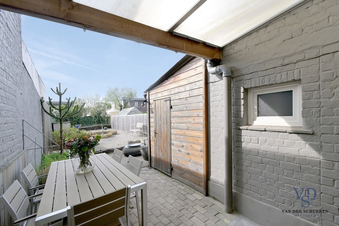 Verzorgde, perfect onderhouden woning. 