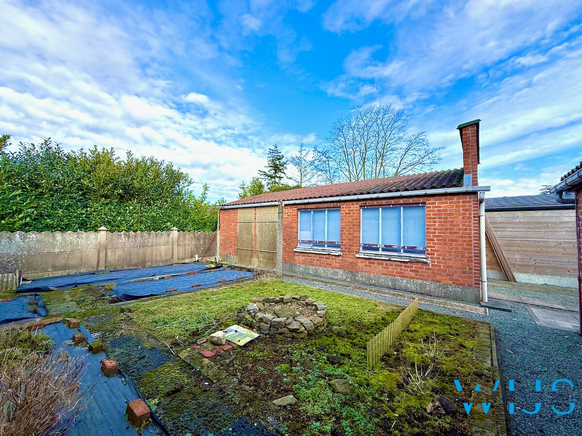 Te renoveren halfopen bebouwing op mooie ligging in Assenede ! 