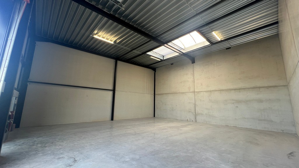 Opbrengsteigendom - kmo-units te koop in Haaltert Business Park